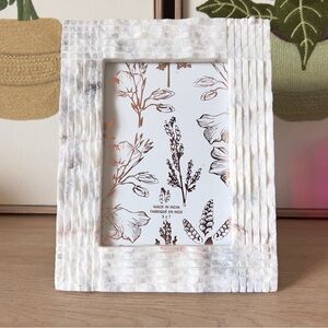 NWT Marble Photo Frame 5 x 7